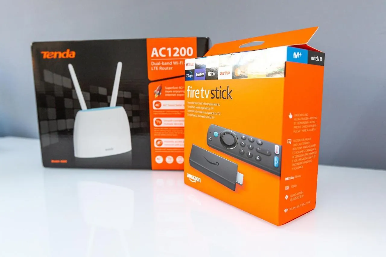 Piscinas - Wifi - Fire Stick Amazon - 10 min Playa - 5 min Centro - Recién reformado Apartamento Torremolinos
