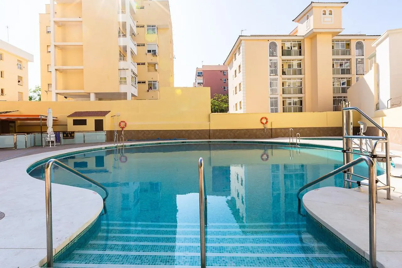 Piscinas - Wifi - Fire Stick Amazon - 10 Min Playa - 5 Min Centro - Recien Reformado Apartment Torremolinos 0*,